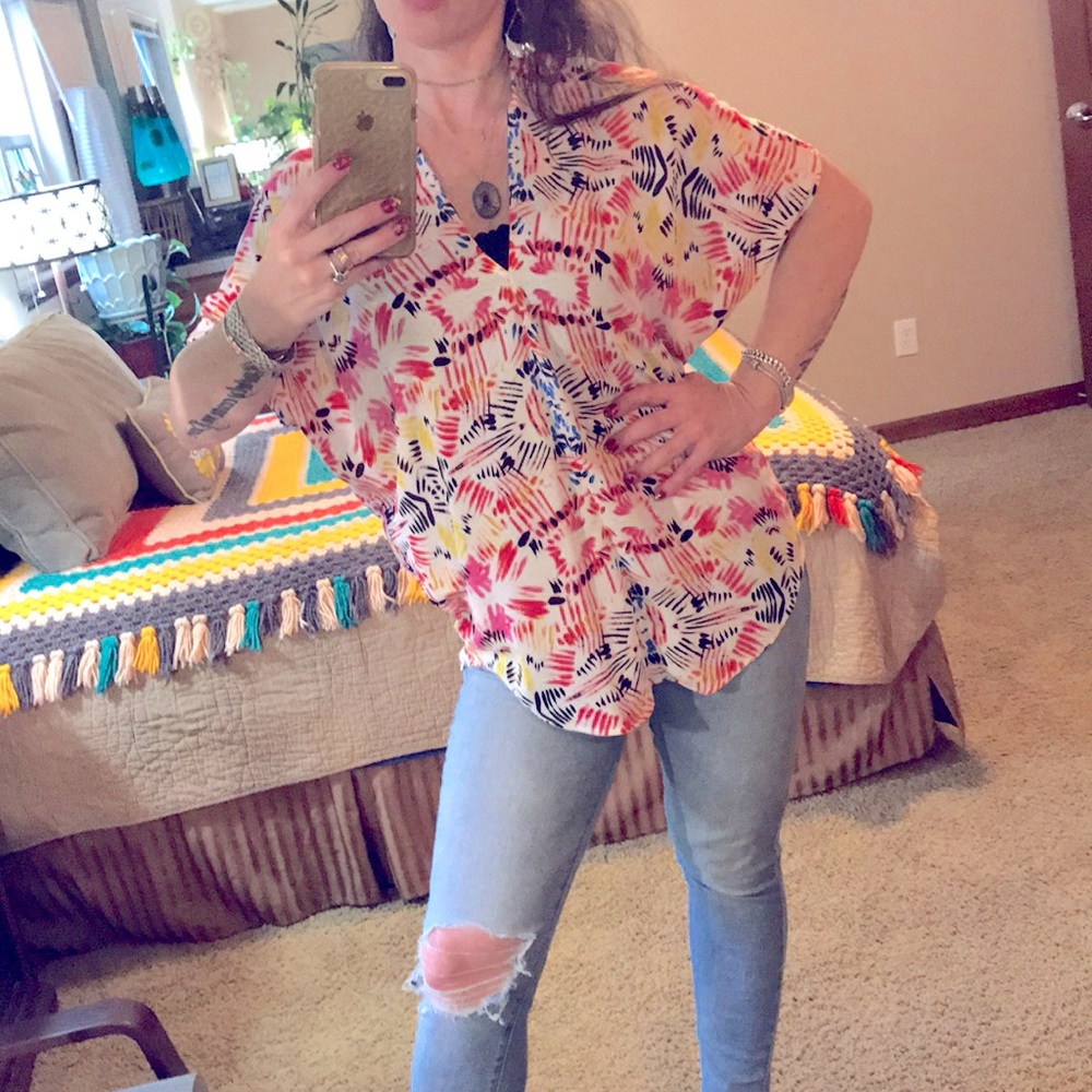 Ivanka Trump - Flowy Dolman Print Top